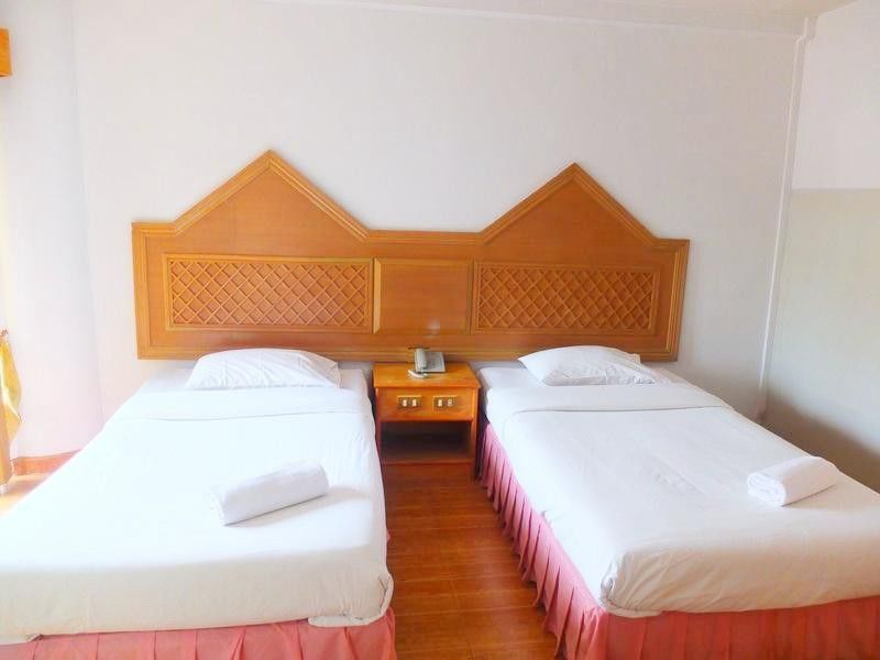 Skaw Beach Hotel Pattaya Ngoại thất bức ảnh