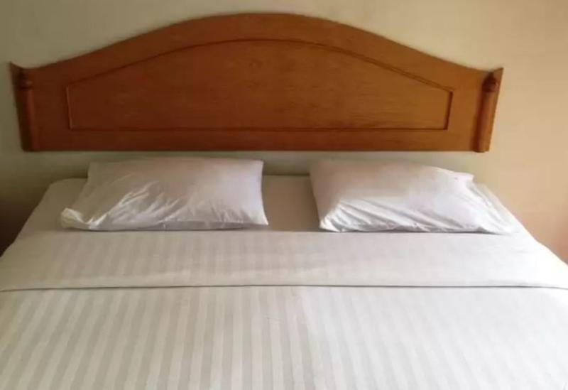 Skaw Beach Hotel Pattaya Ngoại thất bức ảnh