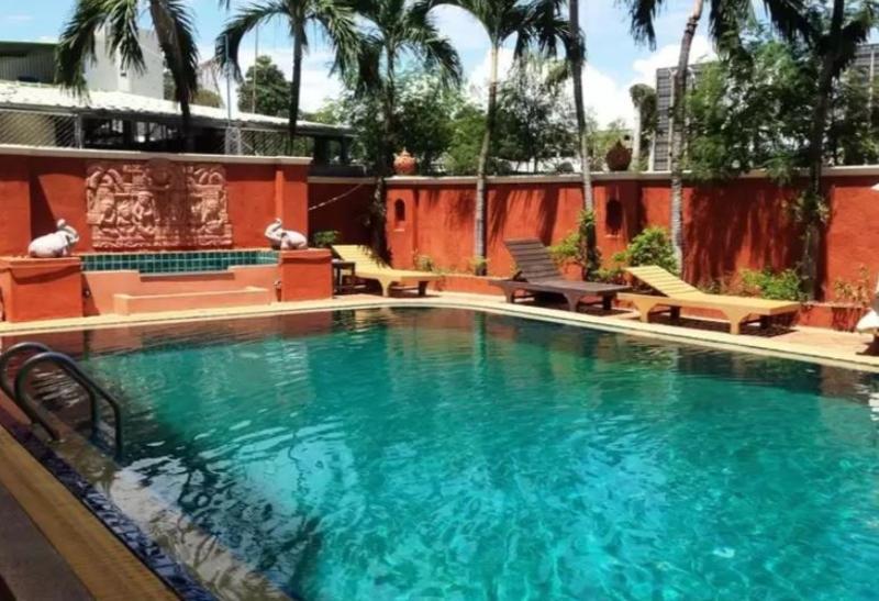 Skaw Beach Hotel Pattaya Ngoại thất bức ảnh